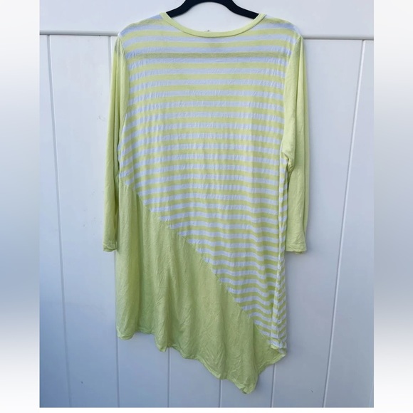 Comfy USA lime green striped V-neck blouse size X-Large - Picture 6 of 6